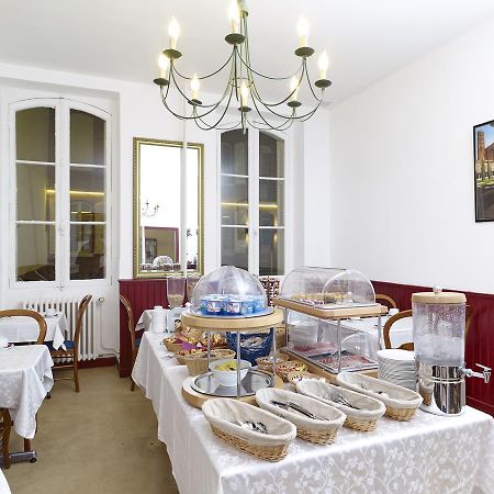 Hotel Riquet Toulouse Buitenkant foto