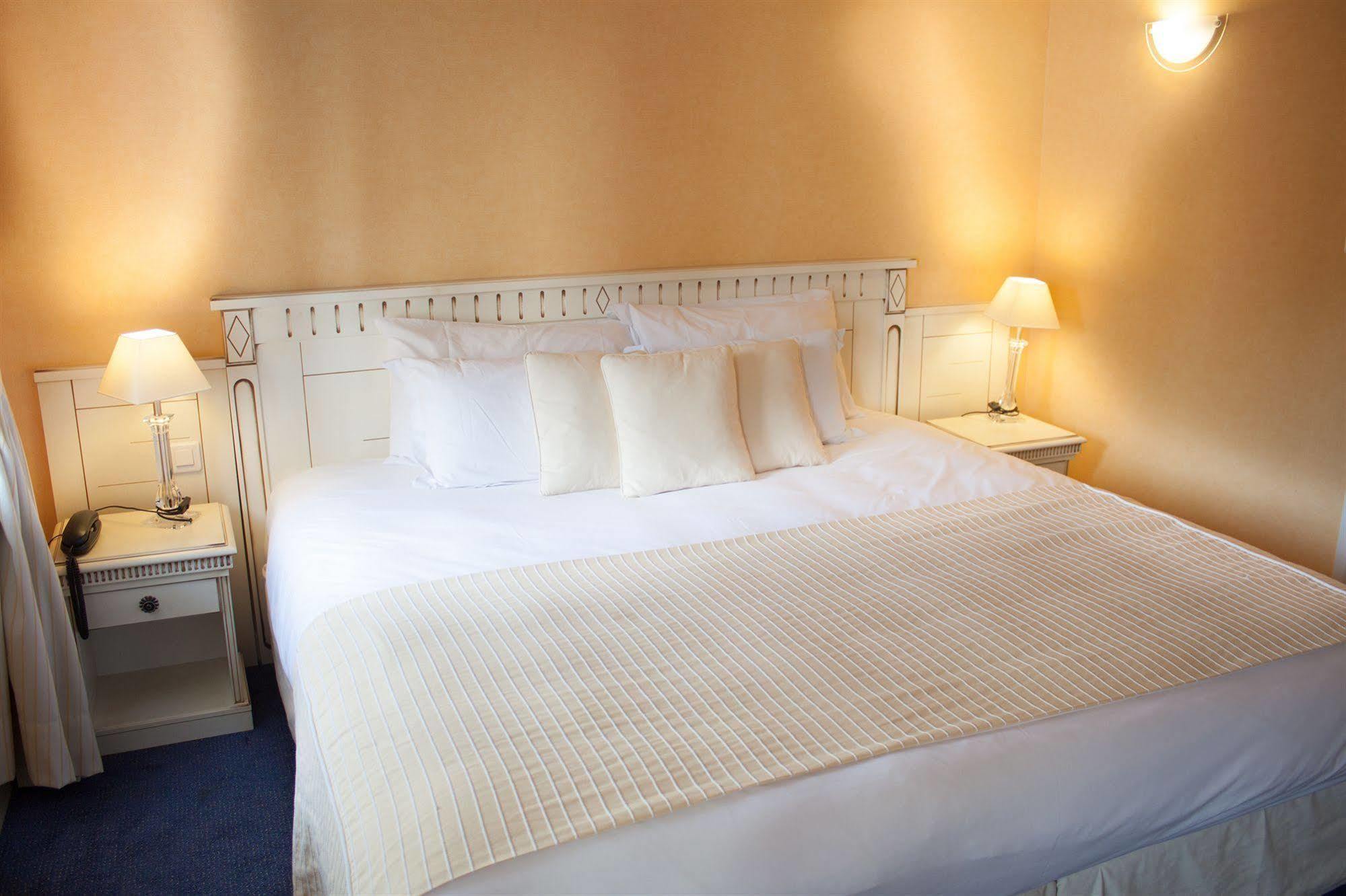 Hotel Riquet Toulouse Buitenkant foto