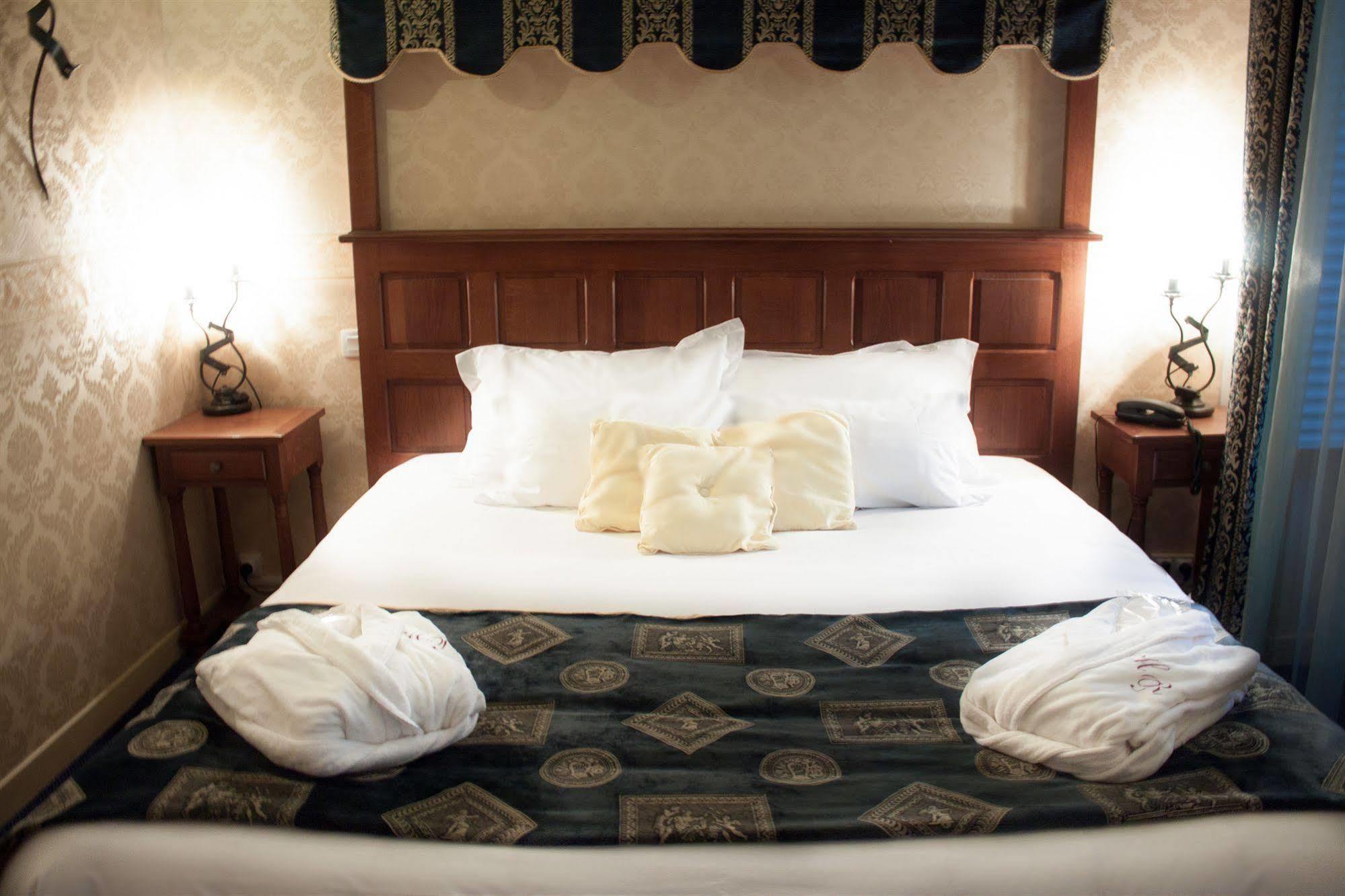 Hotel Riquet Toulouse Buitenkant foto
